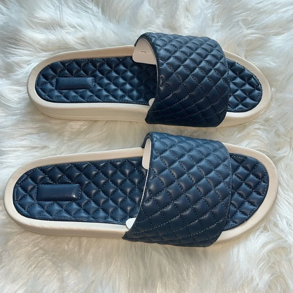 🆕 APL Men’s Lusso Slide Size 11 Slate/Pristine Color Quilted UNISEX